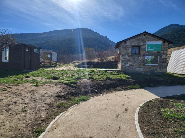 Aparcament de la Vall d'Eina. Sortida